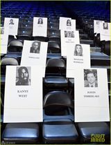 组图：VMA座位太娱乐 “死对头”gaga水果比邻