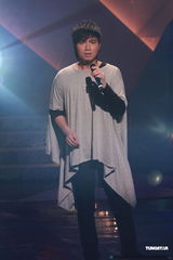 高清组图：黄耀明古巨基陈洁仪录制《劲歌金曲》