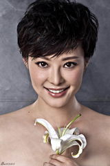 高清组图：《婚姻保卫战》百合大片 讲述婚姻与战争