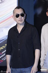 组图：余文乐黄秋生助阵《车手》海报揭幕仪式