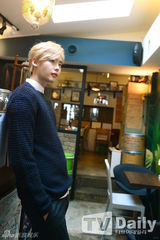 组图：韩媒对话李钟硕 金发高挑美少年