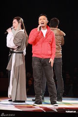 组图：福禄寿开唱大牌嘉宾云集 薛家燕上演校服诱惑