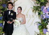 组图：柳真奇太映举行婚礼 众韩星捧场
