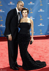 高清组图：伊娃-朗格利亚和老公红毯亲吻秀恩爱