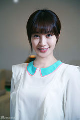 组图：李菲儿《远爱》剧照曝光获赞自然清新