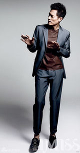 组图：耿乐时尚大片曝光 性格型男显质感风度