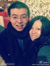 组图：王朔本月嫁女 女儿女婿亲密合影曝光