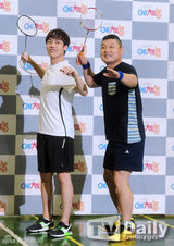 组图：《艺体能》现场 昌珉李钟秀玩命练习