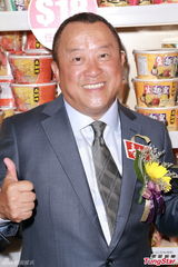 组图：曾志伟愿与黄浩言和 助李若彤走出抑郁症