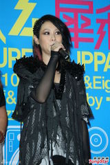 组图：五月天携手蔡依林开唱 刘若英变刘娜娜