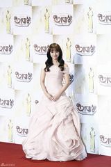 独家高清：李敏镐等亮相2013SBS演技大赏红毯