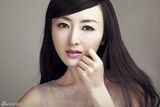 组图：小何晴写意初春印象 本色记录极致纯美