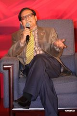 组图：蒋大为北京唱响红色经典 放歌献礼建党90周年