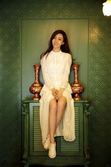 组图：孙雅纯白温婉写真 气质动人显清新