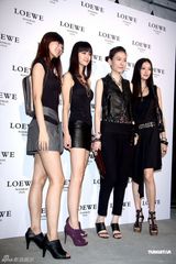 幻灯组图：陈慧琳出席服装发布会 黑色皮装酷劲十足