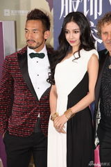 高清图：群星竞艳VOGUE盛典 张曼玉深V刘嘉玲大气