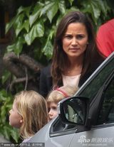 组图：英国王室婚礼准备工作进入最后阶段