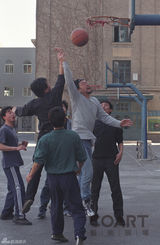 组图：COART青春图片展 撒贝宁汪峰旧照曝光