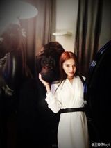 组图：疑似释小龙现女友曝光 皮肤白皙身材性感