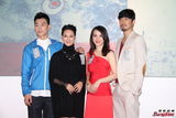 组图：惠英红新片《冬恋望日》与韩星演母子
