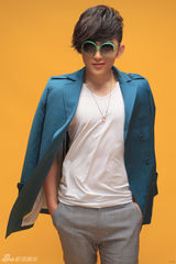 组图：0086男团写真丰富表情演绎乐活青春