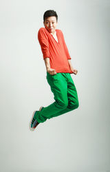 组图：李玉刚一改往日谦逊 萌照传递正能量