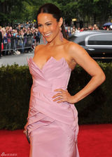 高清组图：《碟中谍4》女星宝拉-巴顿性感亮相