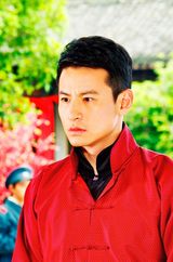 组图：《嫁入豪门》曝剧照 佘诗曼江祖平斗法