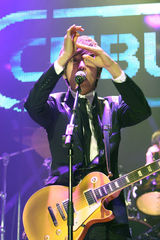 高清组图：韩国新人乐队组合CNBLUE首尔亮相