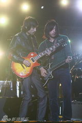 高清：长阳音乐节第2日 谢天笑重奏国歌左小掀高潮