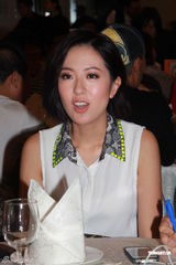 组图：《神探高伦布》办杀青宴 黎耀祥率队出席