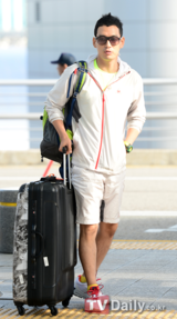 组图：2AM郑珍云加盟《丛林法则2》