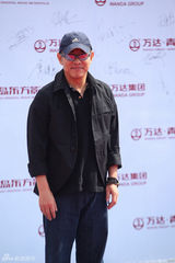 组图：莱昂纳多梁朝伟赵薇等齐聚青岛