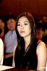 高清组图：张悬苏醒叶蓓为高校演唱会站台造势