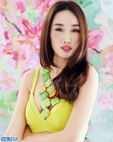 组图：李艳曝画中画大片 冷艳高贵展魅力