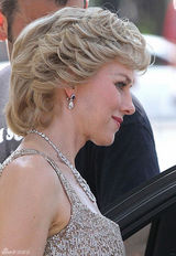 组图：娜奥米-沃茨新片饰演戴安娜王妃