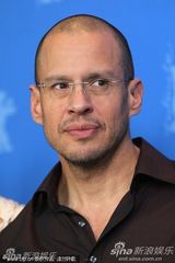 高清：《口红》发布会 导演乔纳森“斗鸡眼”耍宝