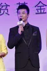 组图：吴樾助力公益盛典为慈善慷慨解囊