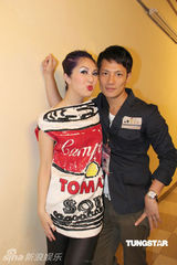 组图：杨千嬅澳门开唱劲歌热舞 老公丁子高撑场