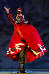 组图：《太极图》秀出东方韵 冯小刚李玉刚观演