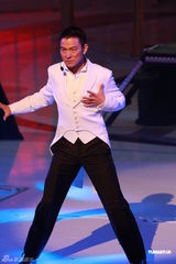 组图：2012港姐竞选 刘德华携手魔术师Cyril演出