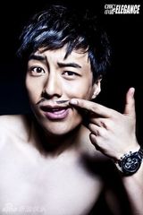 组图：杨金承跻身时尚新宠 诠释欲望都市男人帮