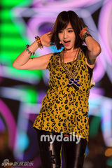 组图：少女时代BigBang等参加2012K-POP服装博览会