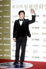 组图：第32届韩国青龙电影奖颁奖典礼群星闪耀