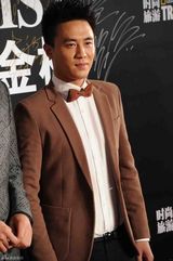 组图：杜淳变身乐活常旅客 自曝情迷爱琴海