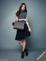 高清组图：少女时代秀英端庄写真变身轻熟女