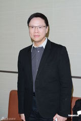 组图：查小欣为母亲设灵 陈志云现身致祭