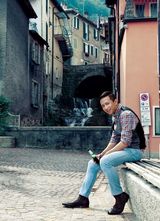 组图：邓超登《ELLE MEN睿士》封面 展示率性本色