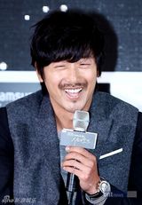 组图：韩星河正宇等出席韩国《Cine Note》发表会