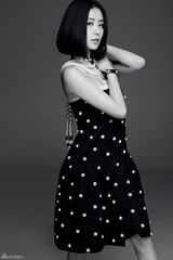 组图：刘诗诗夏日气场写真 裙摆飞扬展率性真我